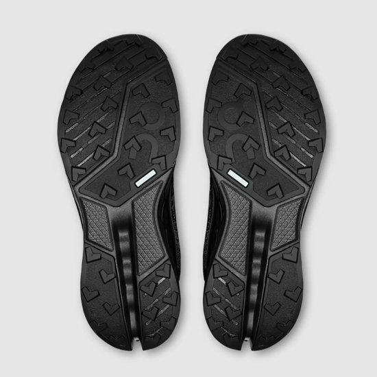 On ž trail copati 3WF30121043 CLOUDSURFER TRAIL 2 WATERPROOF black black